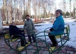 Качели, детская площадка